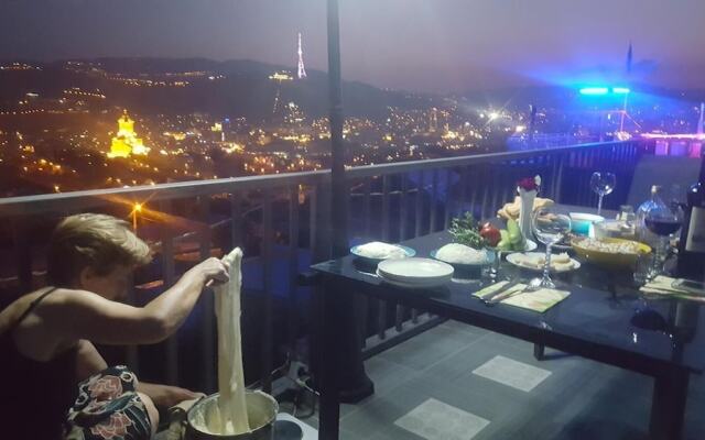 Отель Upstairs Hotel Tbilisi