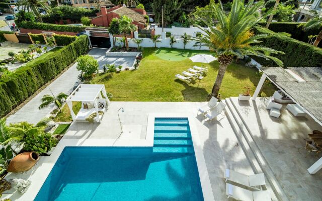VM-Luxury 4 bedroom villa private pool