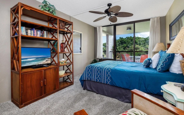 Kona Pacific B409