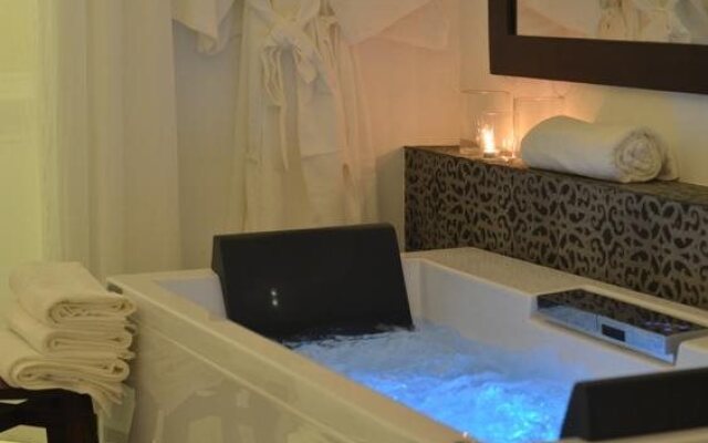 The Suite Cambodia