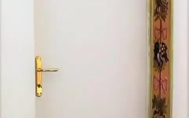 2-bed House in Rome Near Coliseum