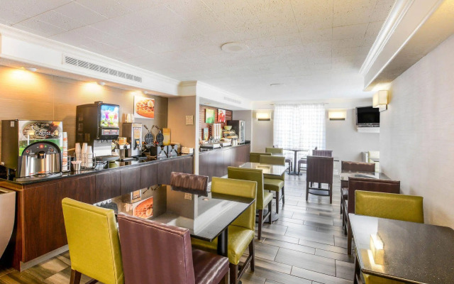 Quality Inn & Suites North Charleston - Ashley Phosphate