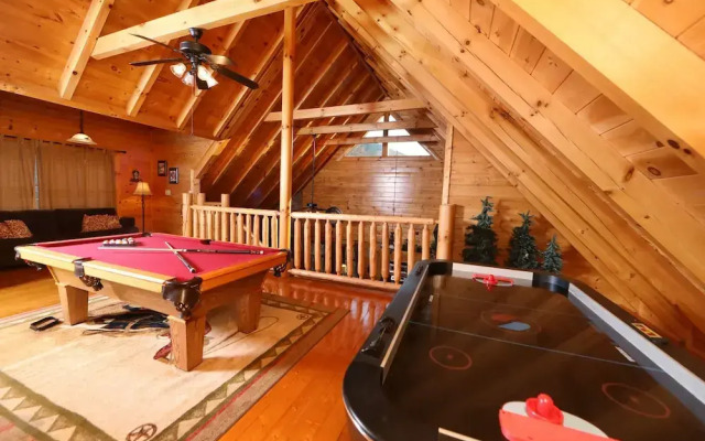 Amazing Grace - Two Bedroom Cabin