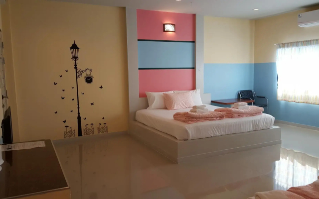 Juntima Place at Amphawa