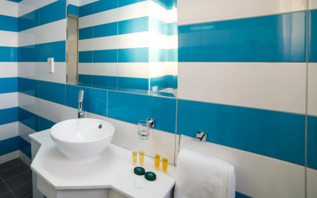 Kefalos - Damon Hotel Apartments