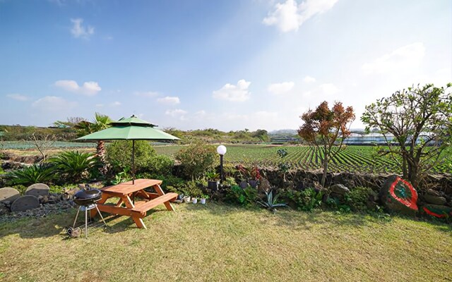 Jeju Windbell Sound Pension
