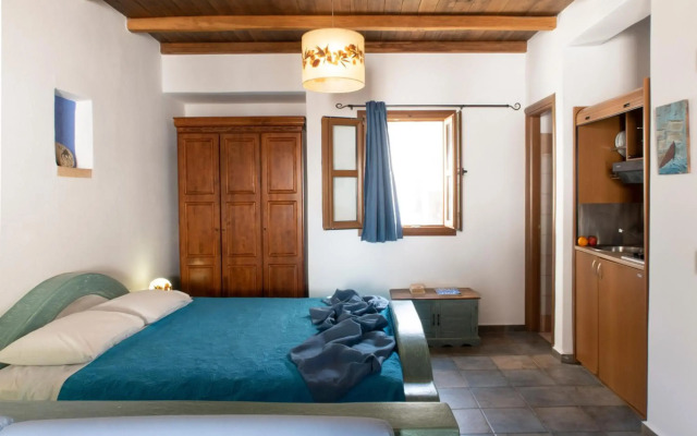 Panteli Beach Studios & Apartments