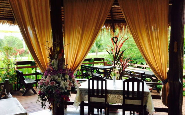 PuraVida Pai Resort