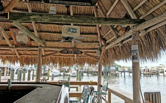 Cove Inn on Naples Bay