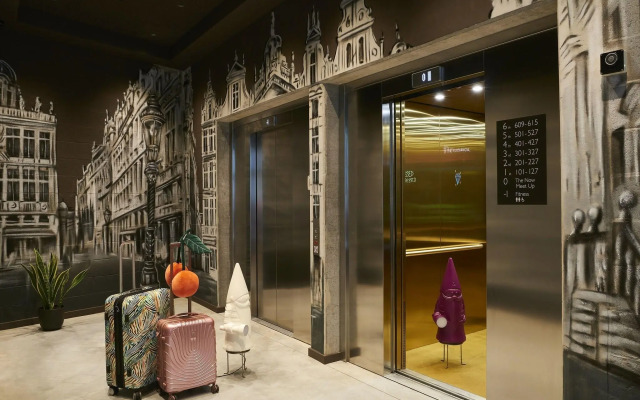 Moxy Brussels City Center