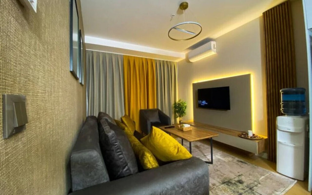Elegant1 1apartment With Terrace - Core Living