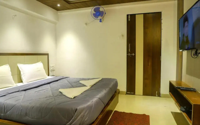 Hotel Pushkaraj