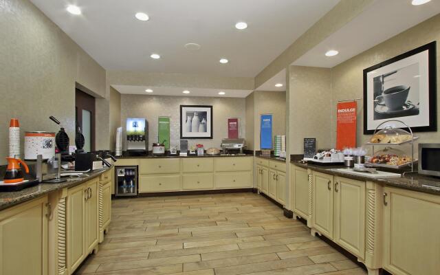 Hampton Inn & Suites Florence-Downtown