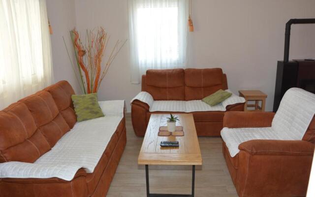 Vila Pelinovo