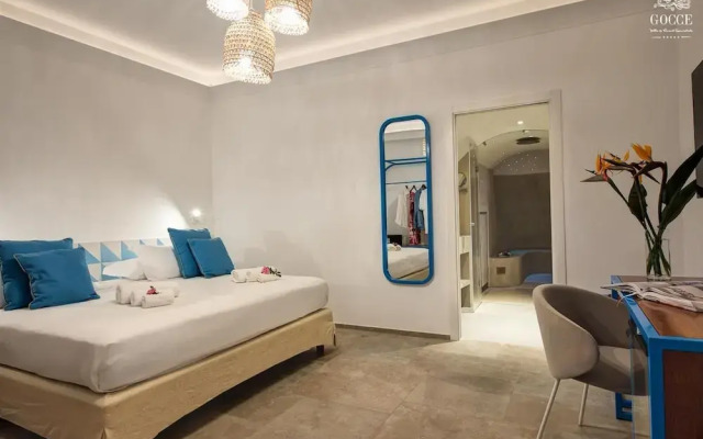 Villa Degli Dei - Private Waterfront Villa