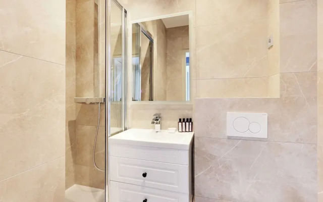 Modern 2bd/6p apt With A/C - Bastille /charonne