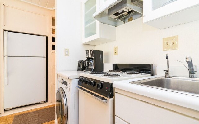 Vail Loft Near Year-Round Attractions by RedAwning