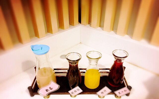 Отель ibis Beijing Sanlitun Tuanjie Lake