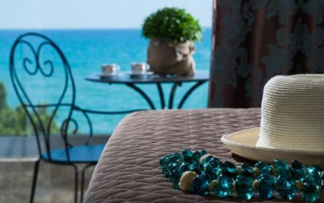 Elimia Suites & Studios