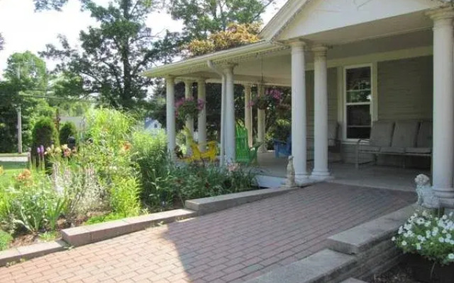 In Wolfville Luxury Bed and Breakfast
