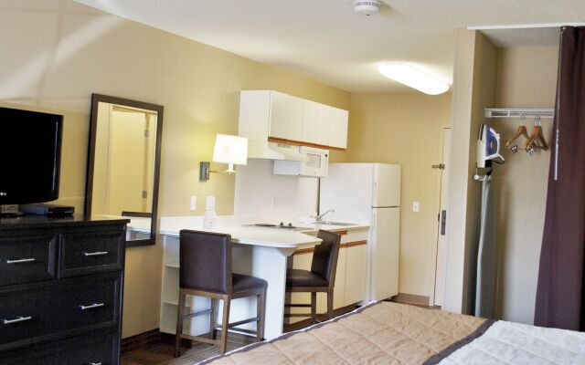 Extended Stay America Suites Kansas City Overland Pk Nall Av