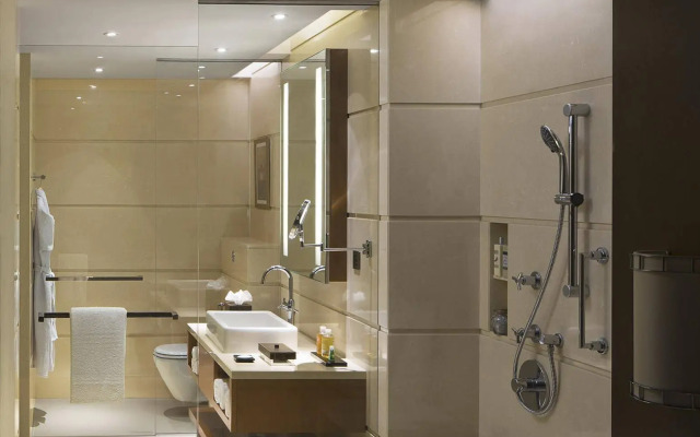Courtyard by Marriott Kochi Airport