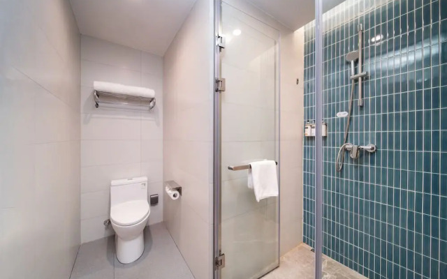Holiday Inn Express Shanghai Pujiang Lianhang Rd M