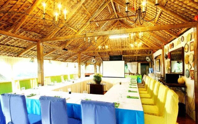 Samkara Restaurant and Garden Resort