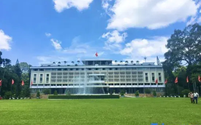 Luxury Apartment in District 7,D4,D1 Full View Beautiful