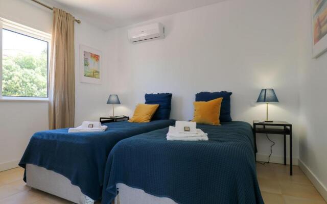 LovelyStay - Divine 3BDR Duplex House w/ Pool & Garden