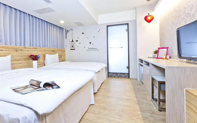 The Longstay Hotel