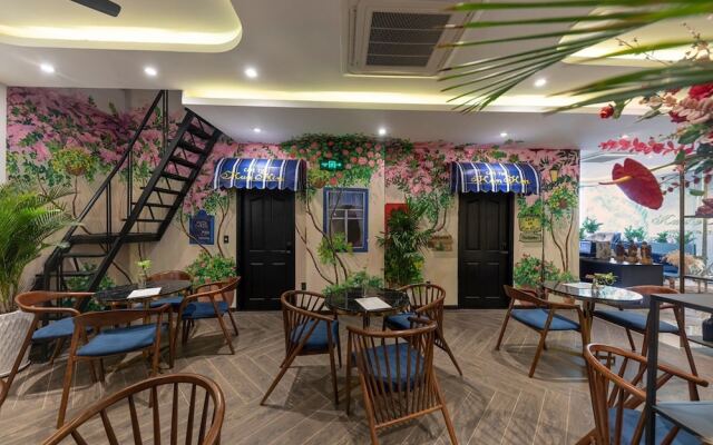 KunKin Luxury Apartment