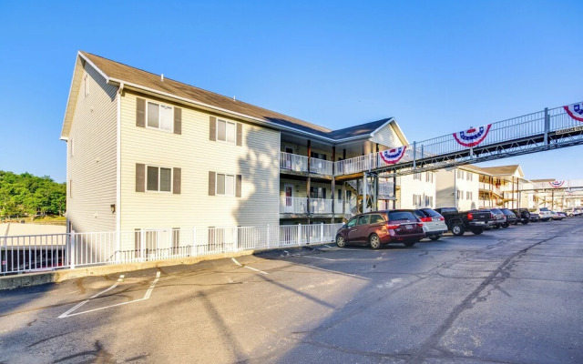 Pool + Dock Access: Osage Beach Retreat!