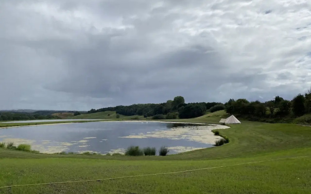 Anna-may Luxury Tent - Two Doubles