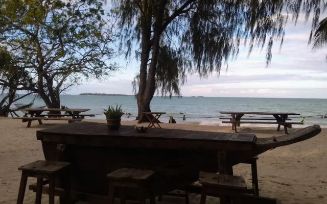 Mikadi Beach Camp