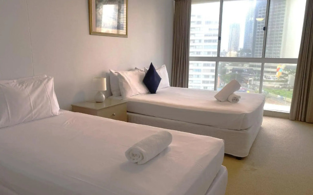 Hi Surf Beachfront Resort Apartments
