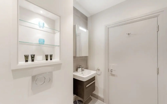 Roomspace Apartments -The Quadrant