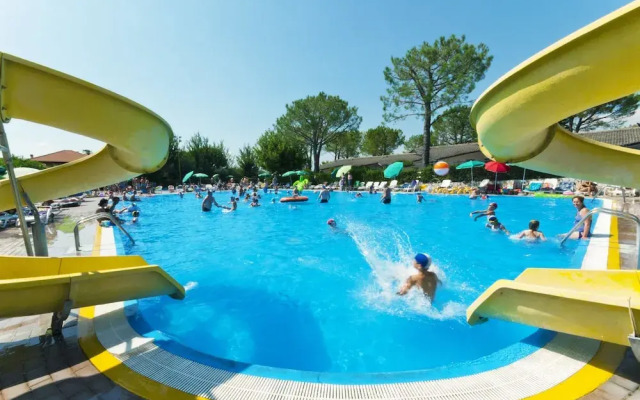 Happy Camp in Camping Cisano San Vito