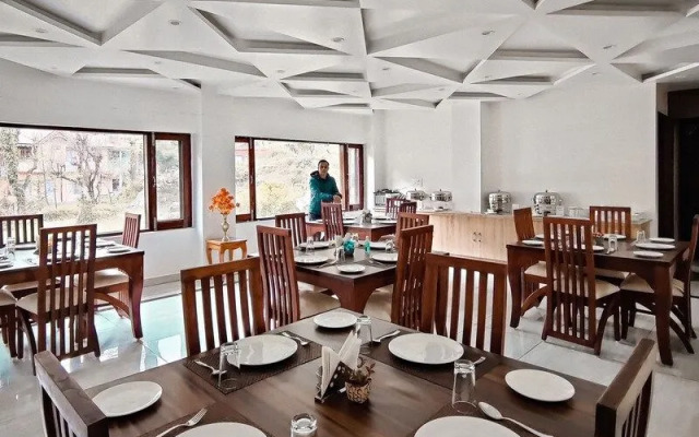 Golden Rock - AM Hotel Kollection