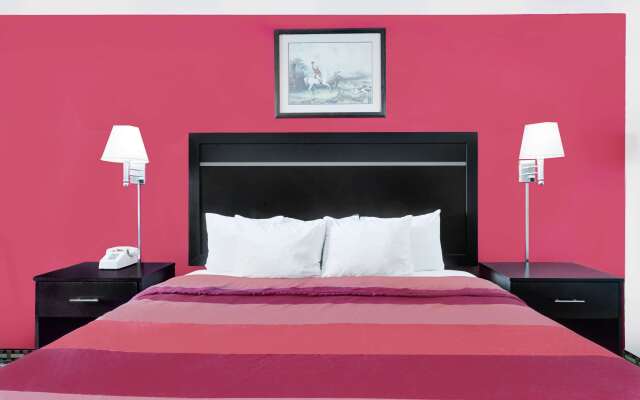 Days Inn by Wyndham Savannah