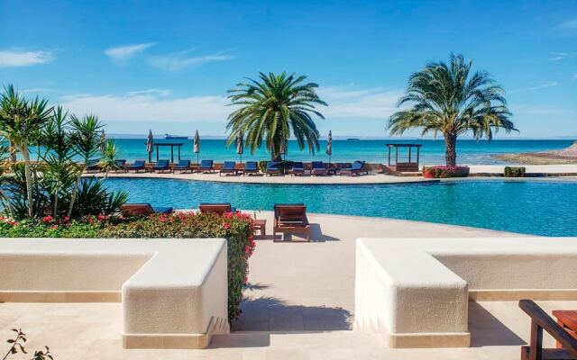 Playa de La Paz Condominiums