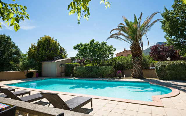 Logis Hôtel Noemys Pont de l’Etoile