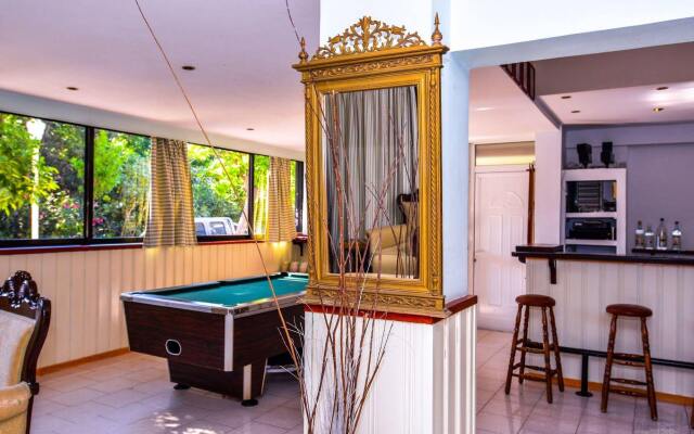 Lefka Hotel, Apartments & Studios