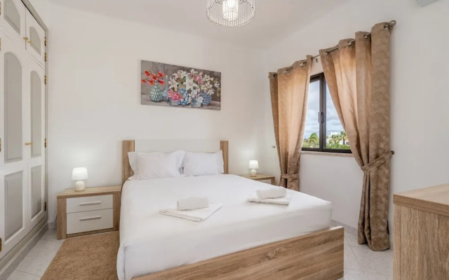 Salicos Benagil Pool Villa