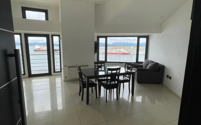 Entire apartment in Ushuaia rebate in physical dollar