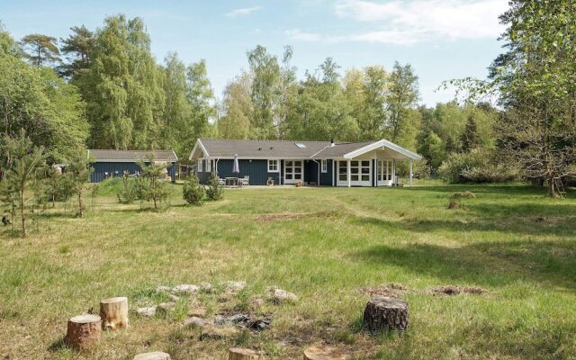 10 Person Holiday Home in Rorvig