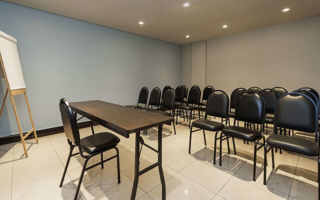 Golden Tower Express Araraquara by Fênix Hotéis