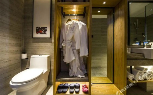 Joynice Hotel (Huangshan Tunxi Old Street,Xin'an Riverside)