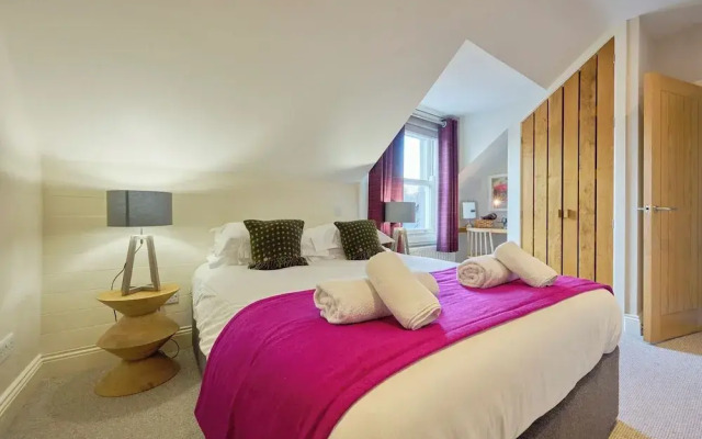 Howe Keld 6 Second Floor