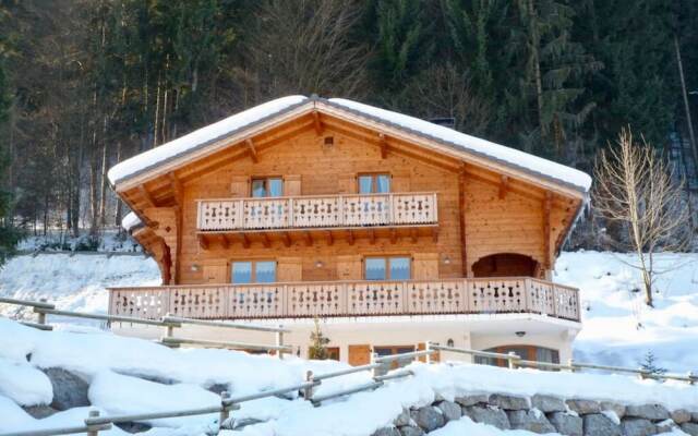 Chalet Doux Abri Morzine - by EMERALD STAY